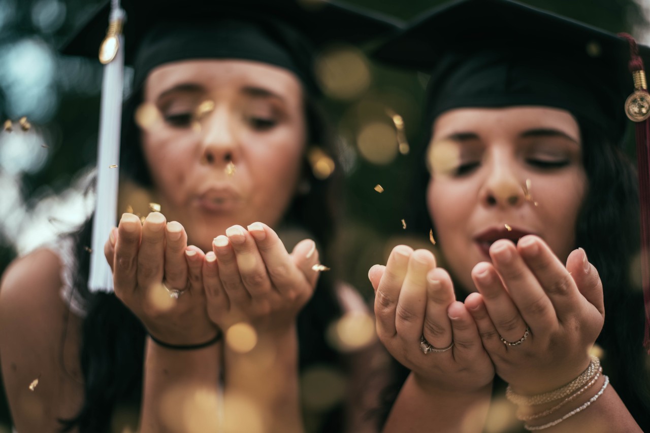The Ultimate Grad Gift Guide for 2021 The Ultimate Grad Gift Guide for 2021